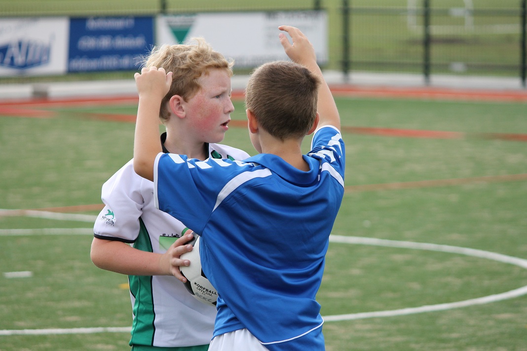 Oefenwedstrijd E2 Almkerk 200.JPG